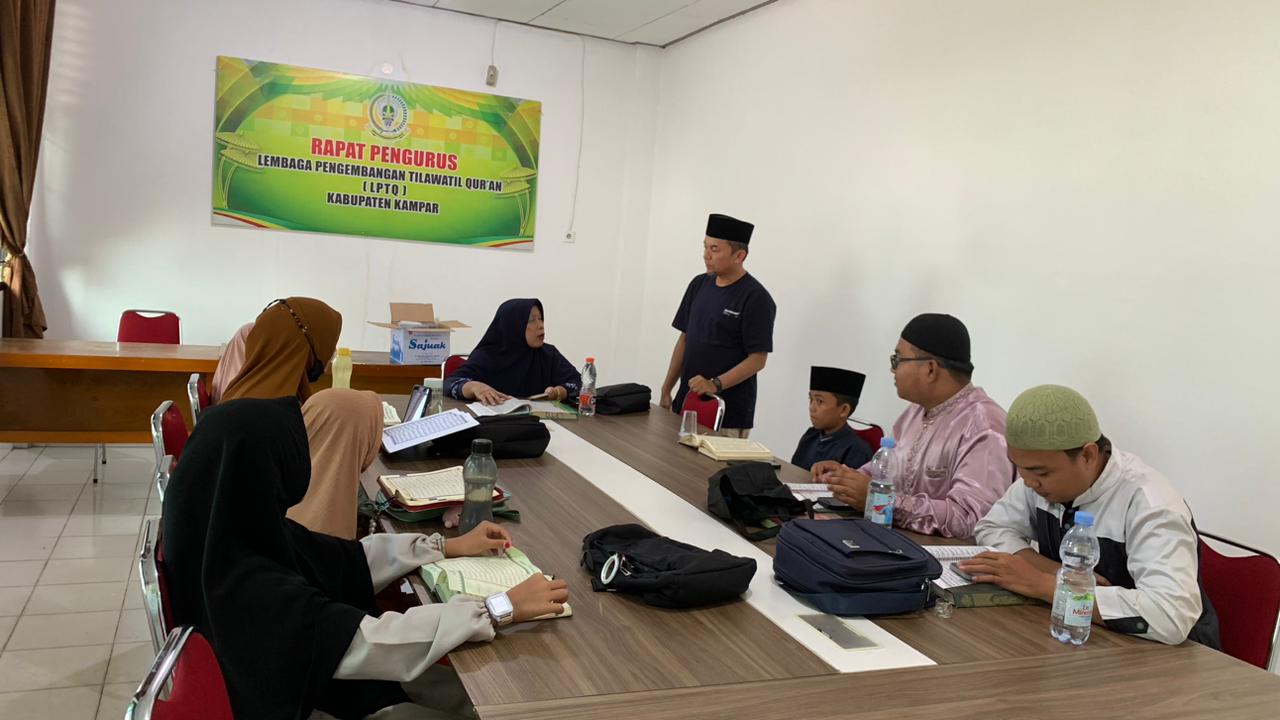 Sesuai Arahan Bupati Kampar, LPTQ Launching Pelatihan dan Pembinaan Rutin Qori’ dan Qori’ah
