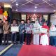 Bupati Kampar Serahkan Bantuan Pembinaan kepada Ponpes dan TPA/TPQ Berprestasi di MTQ Riau