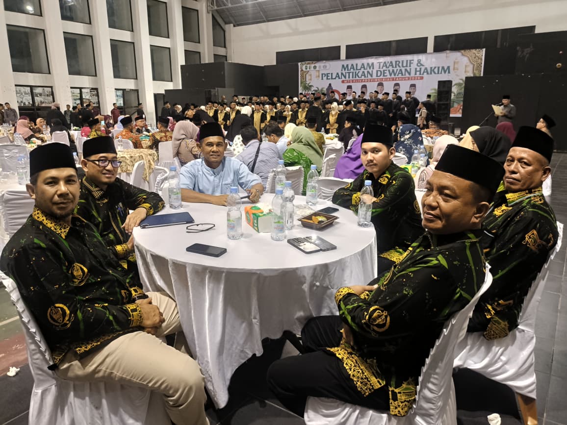 Kafilah Kampar Hadiri Malam Ta’aruf dan Pelantikan Dewan Hakim MTQ XLIV Riau, Tegaskan Komitmen Jaga Ukhuwah dan Profesionalitas